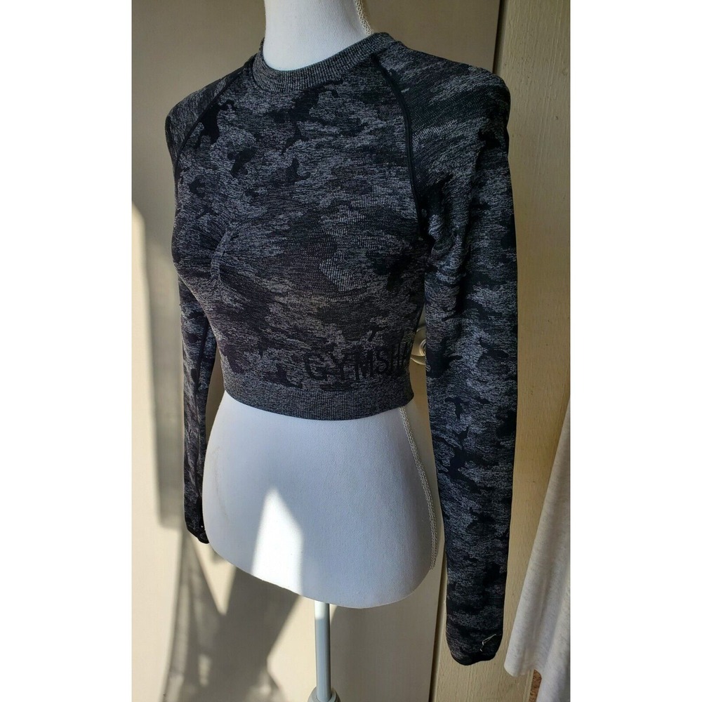Gymshark Top Womens XS Black‎ Gray Camo Adapt Seamless Cropped Thumb Holes Logo - Picture 2 of 15
